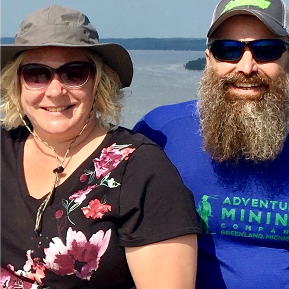 Welcome to my Poshmark Page! Come inside to meet me! - Picture 5 of 6